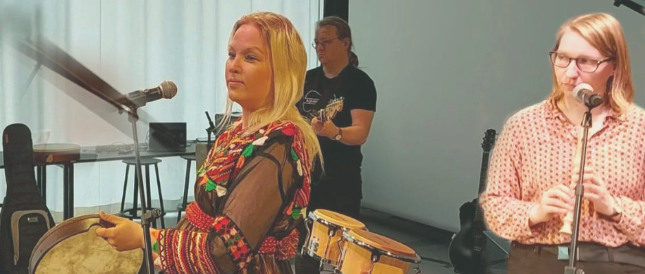 Stina - photo: Erik Chibani