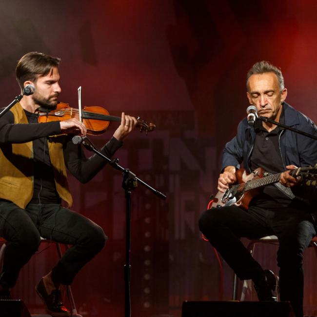 Justin Adams & Mauro Durante (UK/IT)